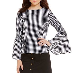 Dillard’s Ginanni Bini bell sleeved gingham top XS
